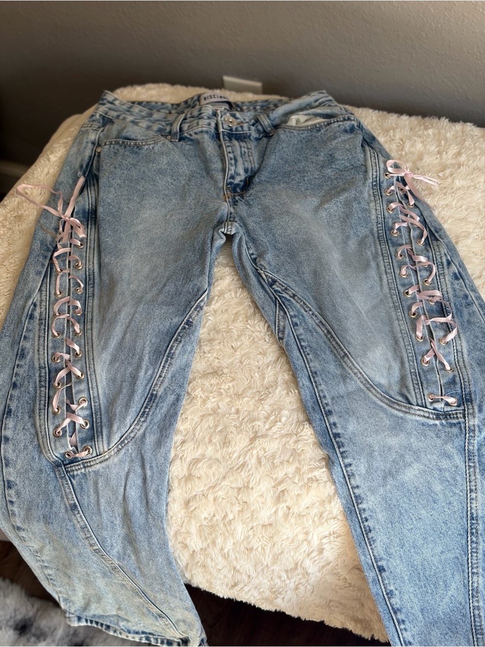 Disclosure side lace up jeans
